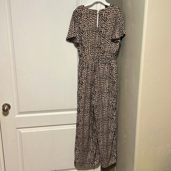 Sadie & Sage Leopard Jumpsuit - Picture 7 of 9